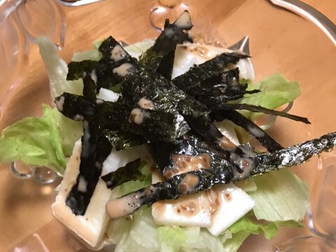 レタスと長芋、揉み海苔のマヨポン酢サラダ